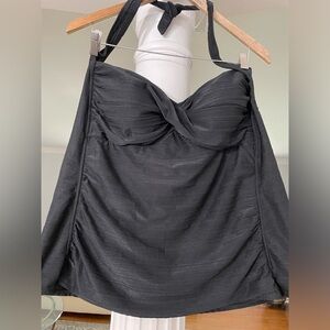 White. stage women’s black Halter style Tankini Top size 22-24 W textured